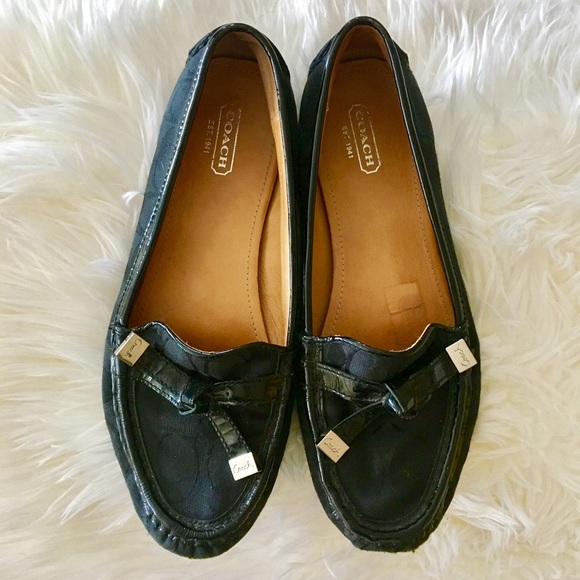 coach frida loafer